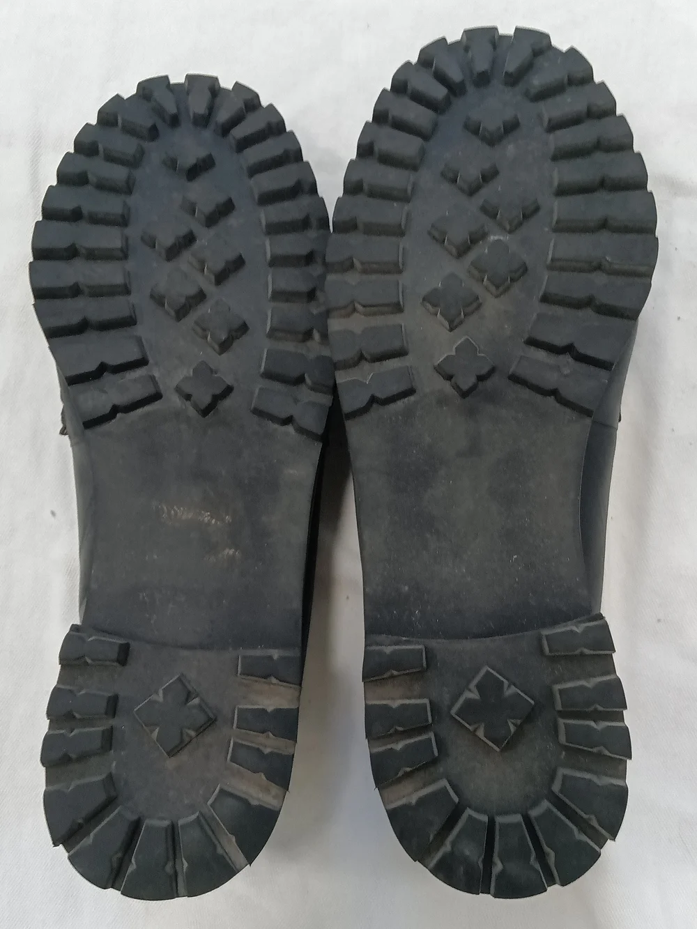 Madewell Women's Black Leather The Corinne Lugsole Loafers Size 7